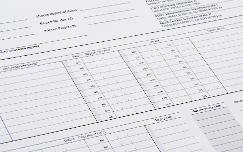 Gestaltung von Geschäftsdrucksachen, hier Durchschreibesätze zur Leistungserfassung