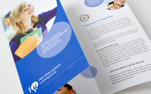 Flyer | Imagebroschüre | Faltblatt | Corporate Design 